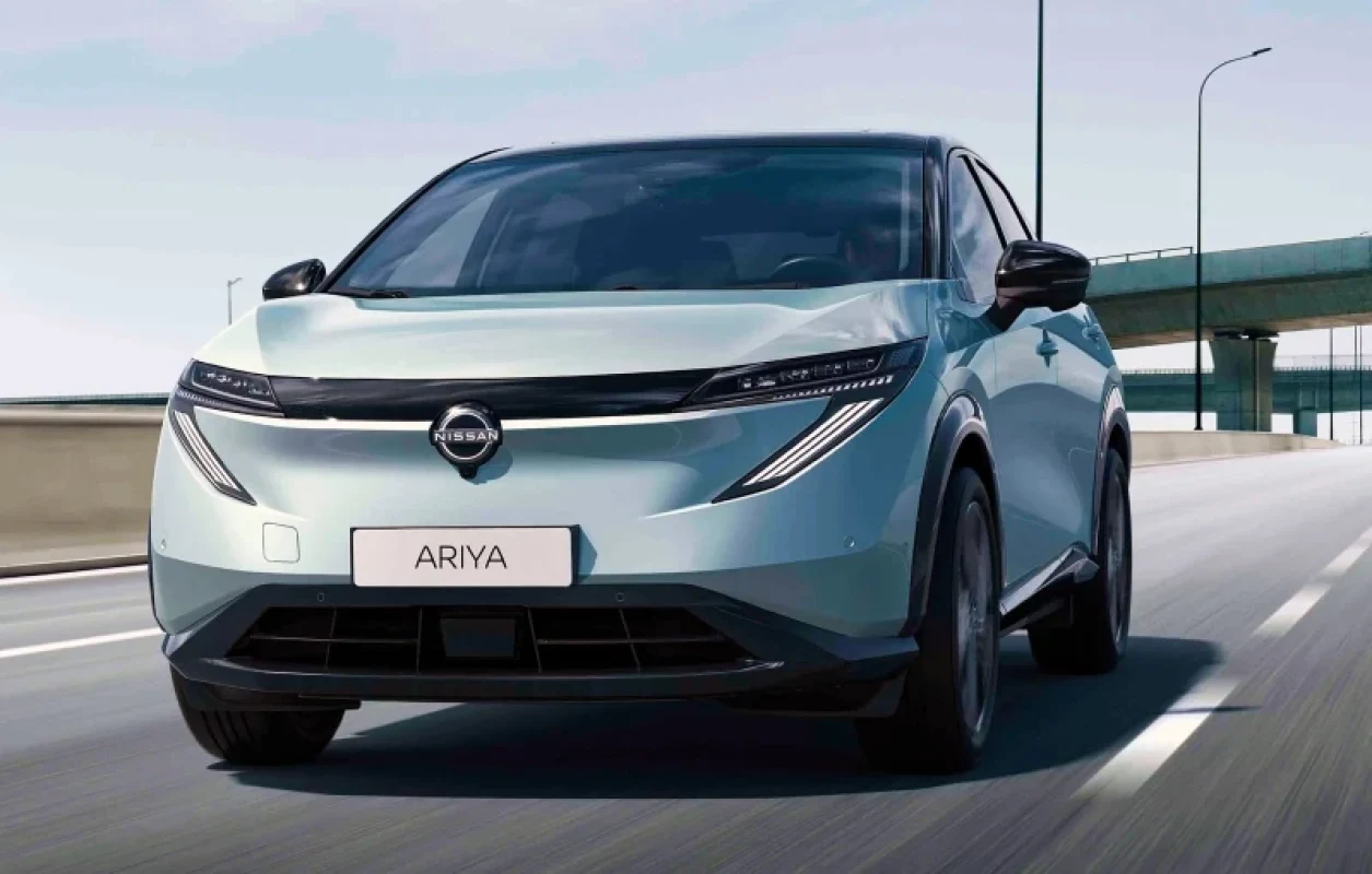 Nissan Ariya 2026 Facelift: Design revizuit, funcție V2L, suspensie recalibrată și integrare Google nativă