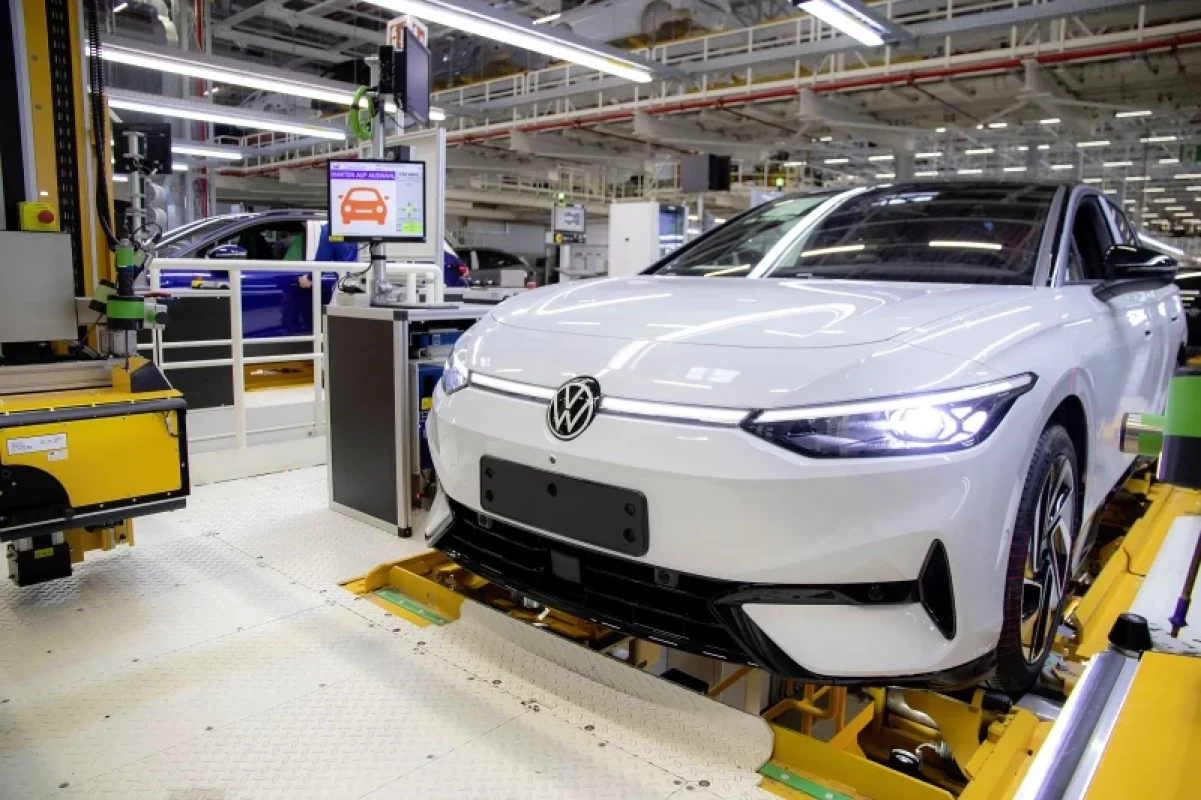 Industria auto din Germania, record istoric: 1.22 milioane de mașini electrice produse în anul 2025