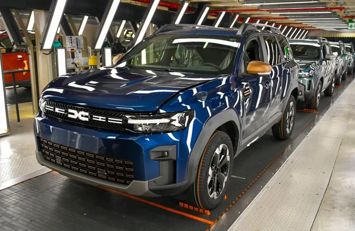 Producţia auto din România: scădere de 2.5% în ultimele 11 luni