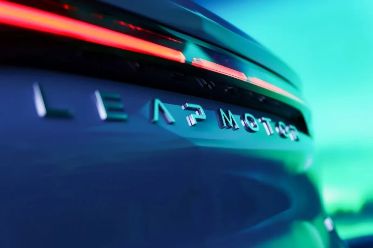 Leapmotor raportează o lună aprilie record și își consolidează prezența în România