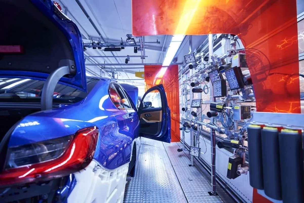 Piața auto europeană a scăzut cu 3.5% în ianuarie 2026: Hibrizii Plug-in sunt marii câștigători